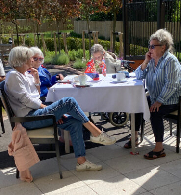 residents-outside