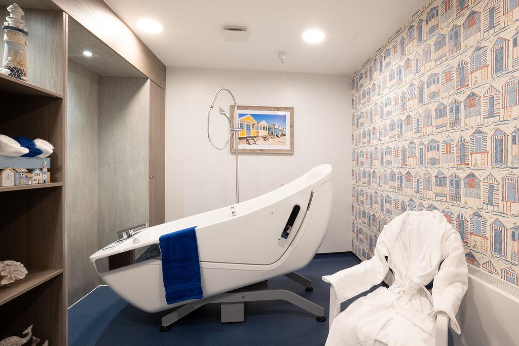 sandmere-accessible-bath
